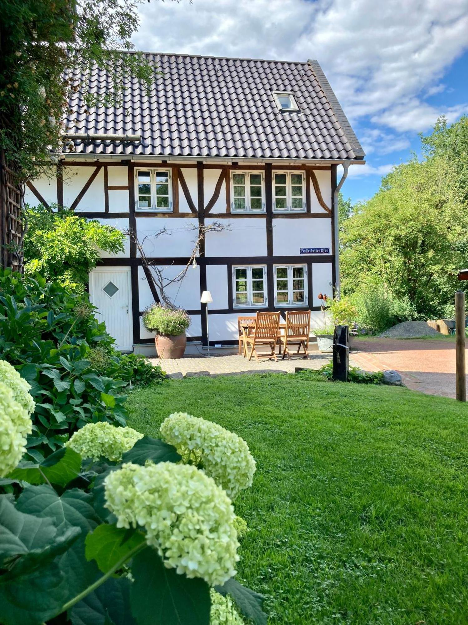Villa Fachwerkhaus Am Waldesrand Solingen Exterior foto