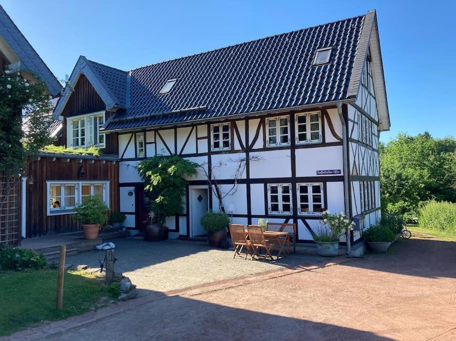 Villa Fachwerkhaus Am Waldesrand Solingen Exterior foto